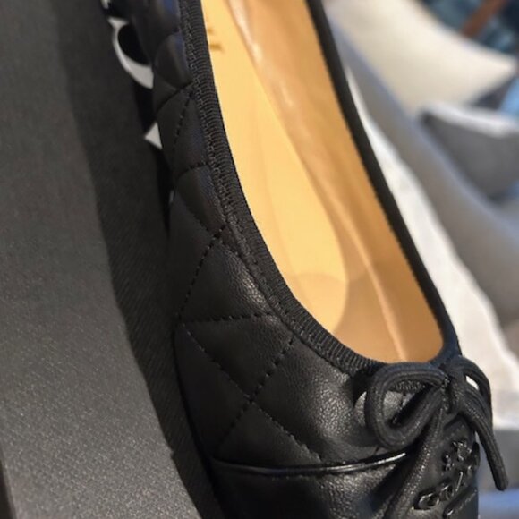 Coach Allyson Quilted Black Ballet - Picture 8 of 11